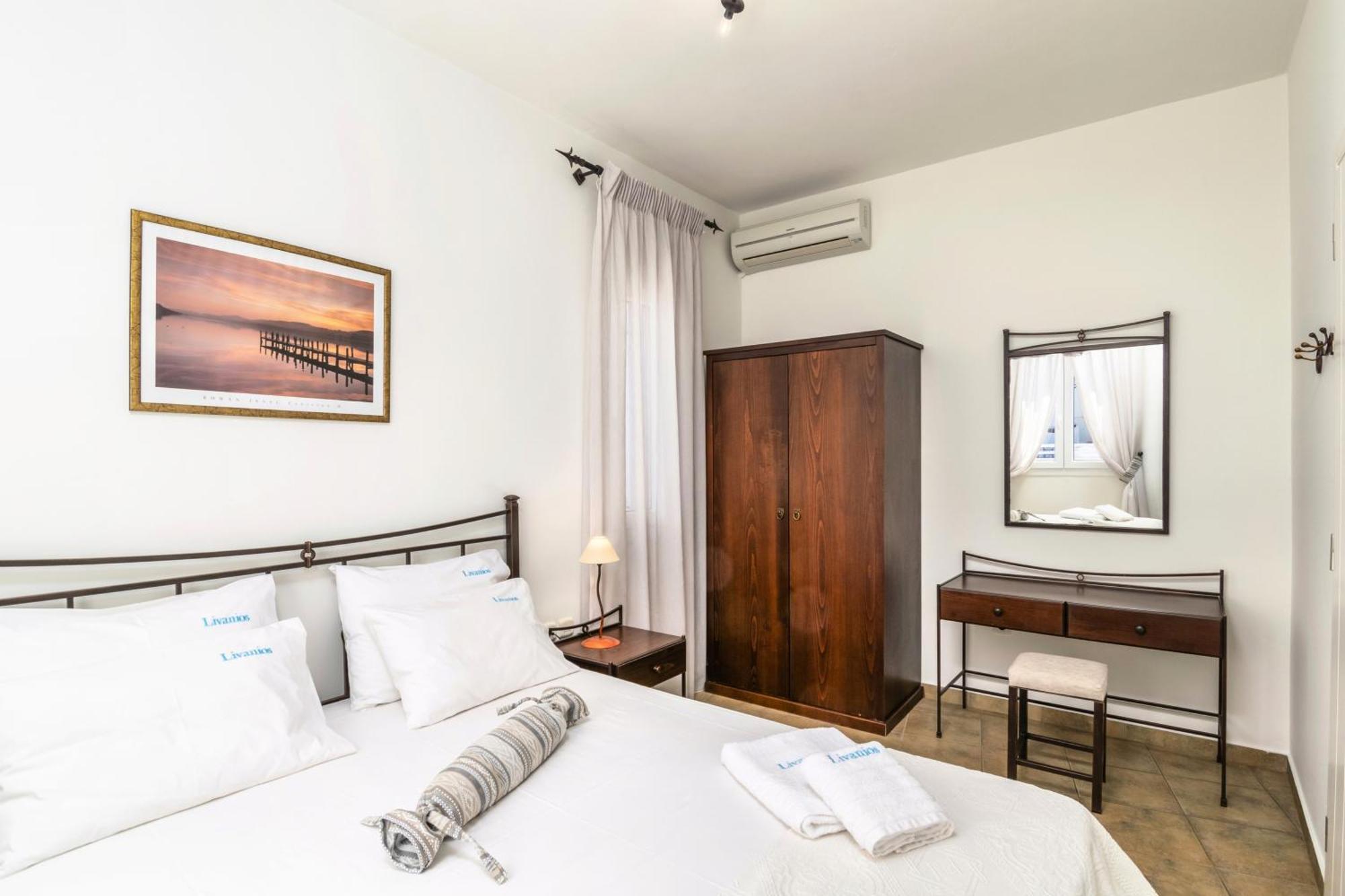 Livanios Studios Adamantas  Ngoại thất bức ảnh